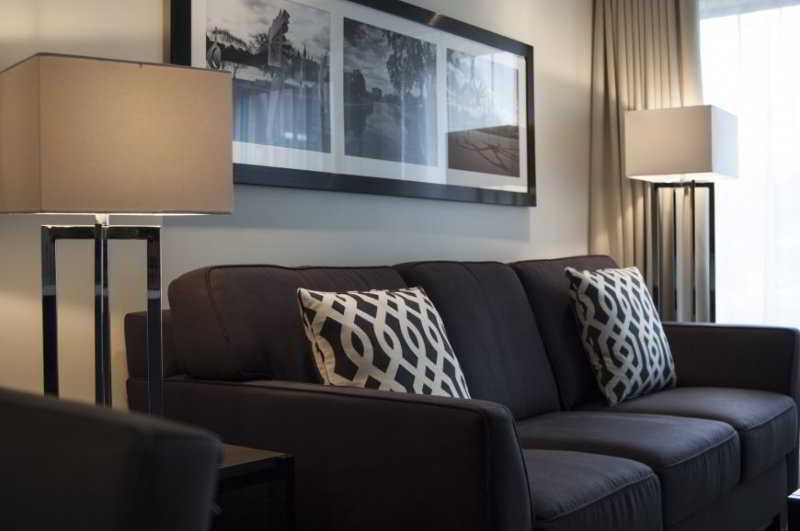 Les Suites Victoria, Ascend Hotel Collection Гатино Экстерьер фото