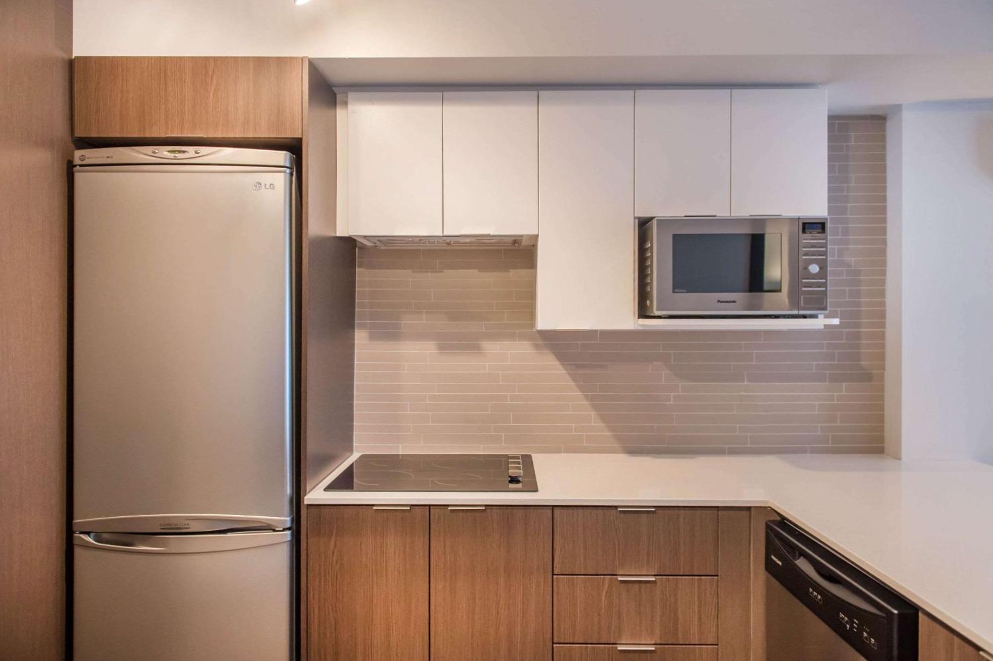 Les Suites Victoria, Ascend Hotel Collection Гатино Экстерьер фото
