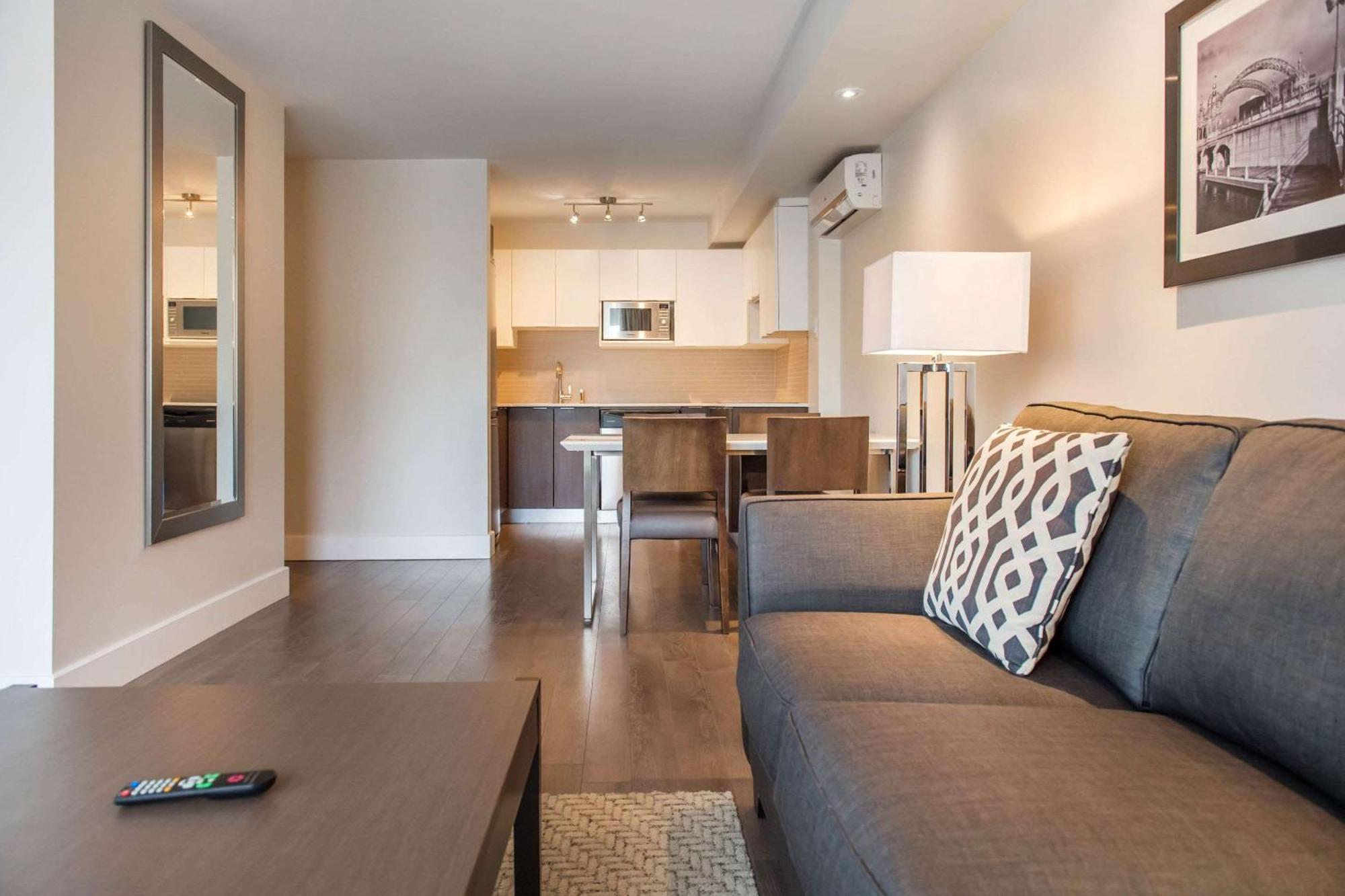 Les Suites Victoria, Ascend Hotel Collection Гатино Экстерьер фото