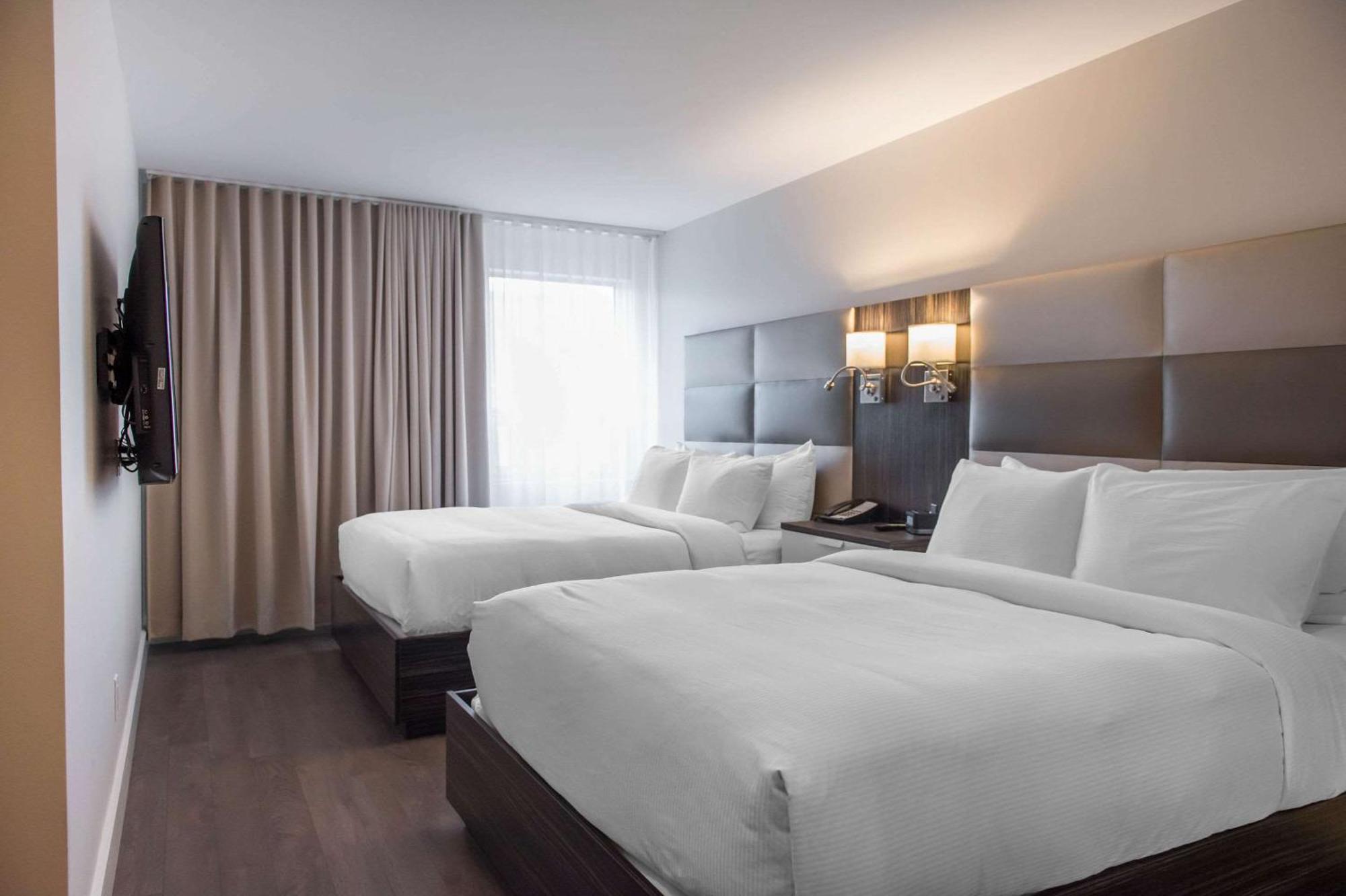 Les Suites Victoria, Ascend Hotel Collection Гатино Экстерьер фото