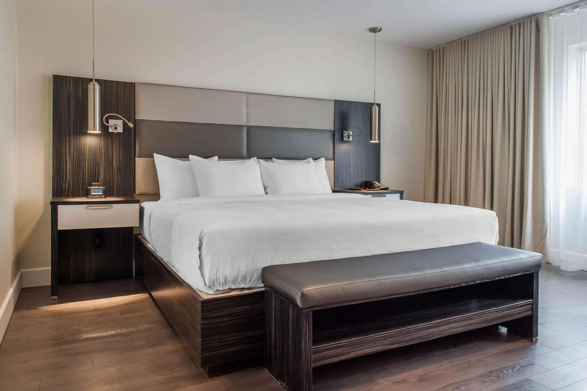 Les Suites Victoria, Ascend Hotel Collection Гатино Экстерьер фото