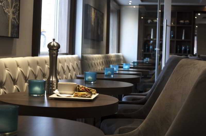 Les Suites Victoria, Ascend Hotel Collection Гатино Экстерьер фото